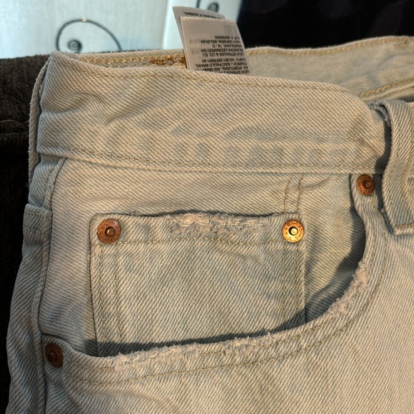 Levi’s 501 Distressed Light Wash Jean Shorts with red tab - Picture 7 of 14